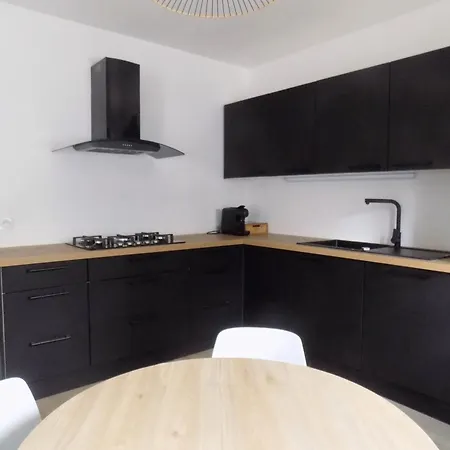 Near Canet, Renovated Appartement