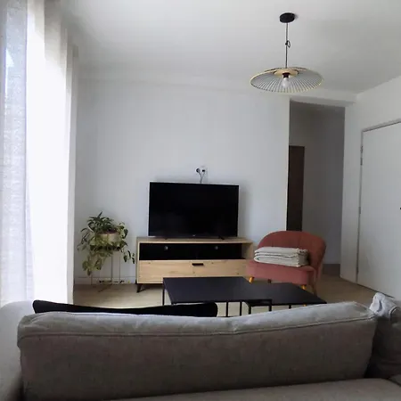 Near Canet, Renovated *